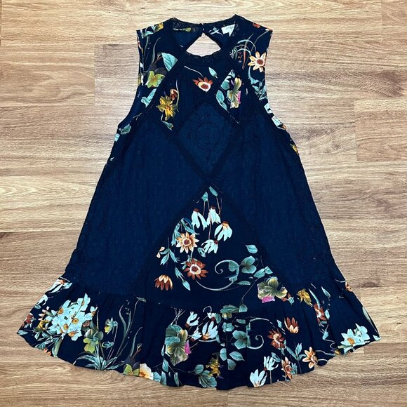 Umgee Dresses & Skirts - Umgee - Women's Navy Blue Floral and Keyhole Back Dress-Size S